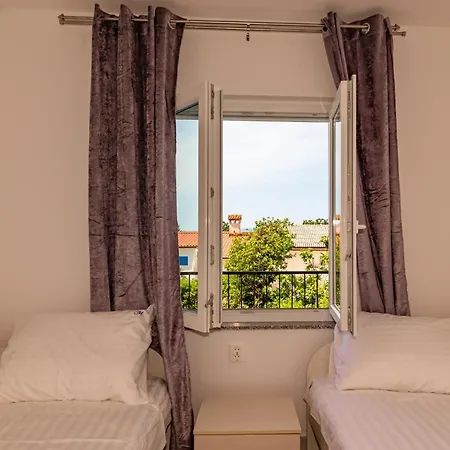 Apartmani Sunset View I Olive Garden * Njivice